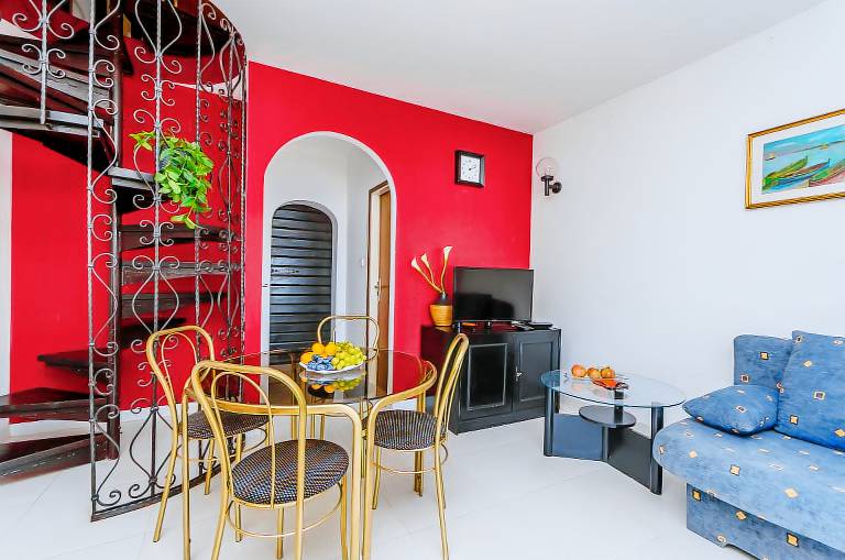 House with yard & barbecue | Sea view — photo 4
