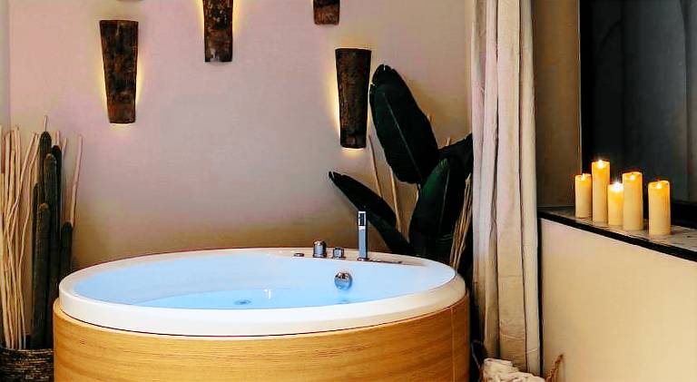 Wonderful rental apartment with sauna, jacuzzi & pool | Dogs allowed — photo 3