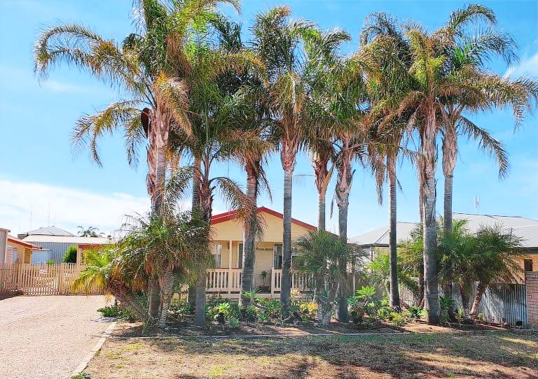 House  Port Hughes