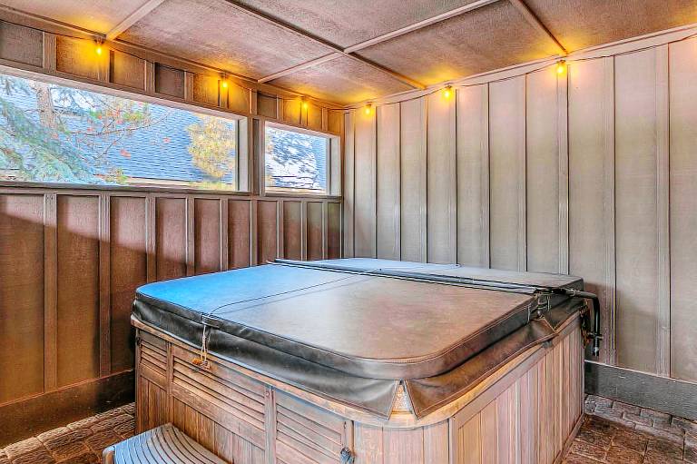 Sunriver Vacation Home, Hot Tub, Bikes, SHARC, Dog Friendly — photo 3