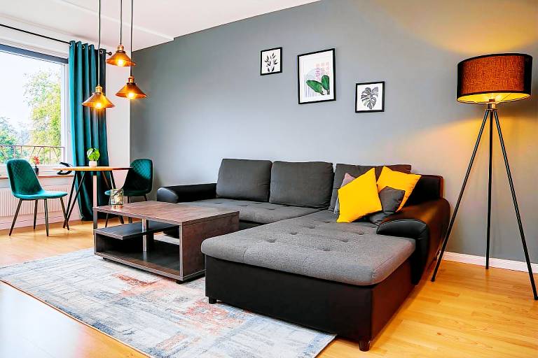 Apartment  Steele