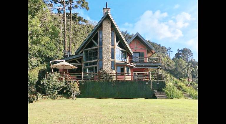 Vacation home with 4 rooms for 12 persons in Campos