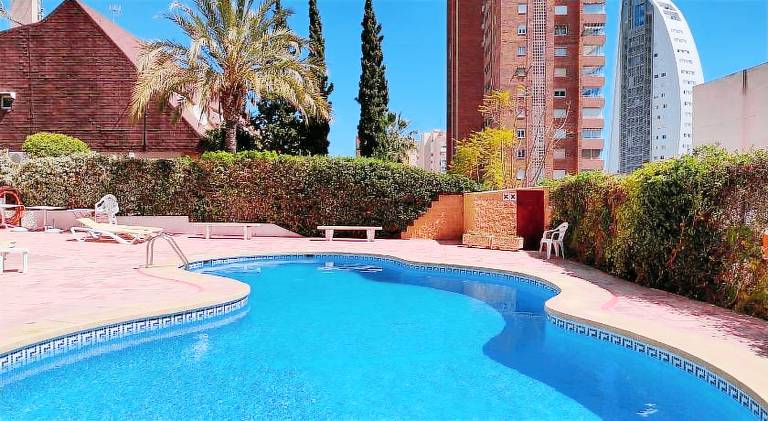 Holiday apartment with pool, yard & patio — photo 2
