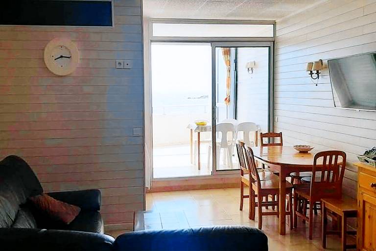 Holiday apartment with terrace — photo 5