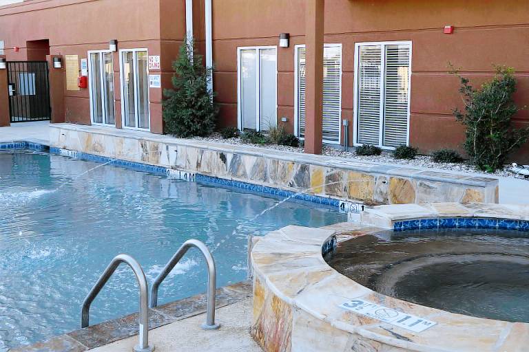 Candlewood Suites Monahans By IHG — photo 2