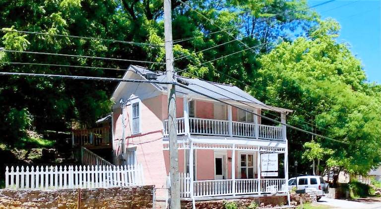 Rental apartment with 2 rooms for 6 persons in Eureka Springs, AR