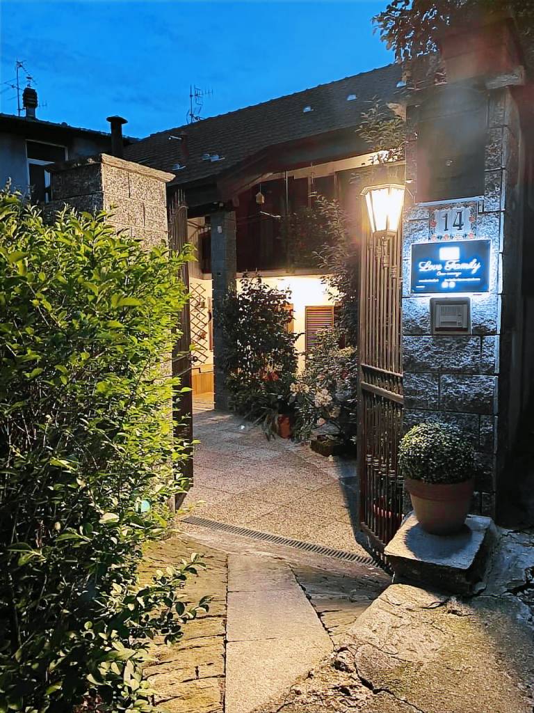 Vacation home with garden, barbecue & patio | Good for workation in Baveno