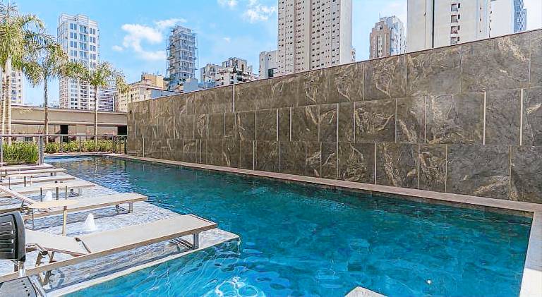 Holiday apartment with pool — photo 4