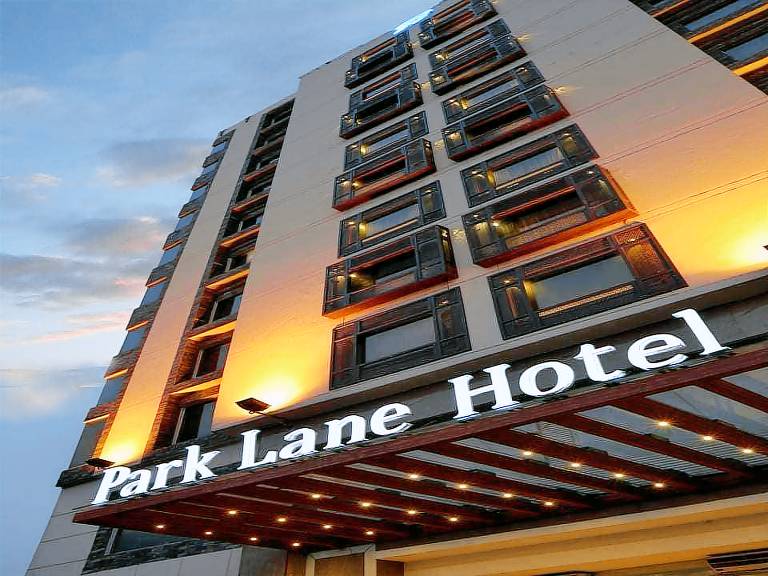Park Lane Hotel