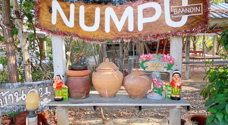 Numpu Baandin in Sam Roi Yot