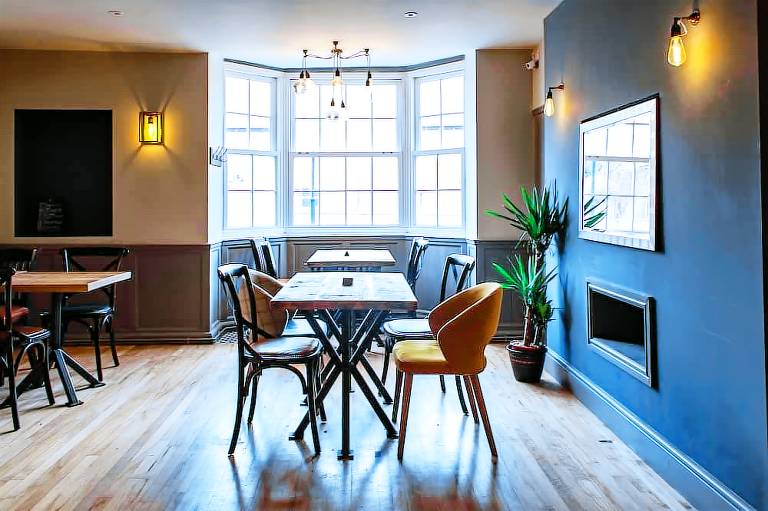 Coach House Inn