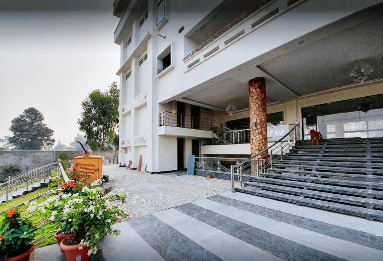 Hotel Jasmine Grand