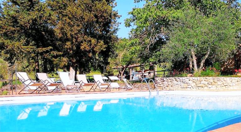 Child-friendly big farm with yard, terrace & pool | Pet-friendly — photo 4