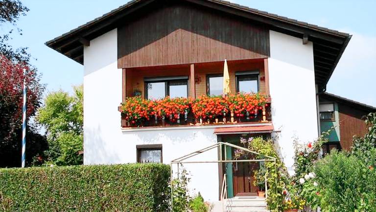 Ferienwohnung  Walleshausen