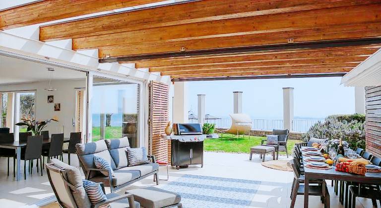 Villa with pool — photo 2