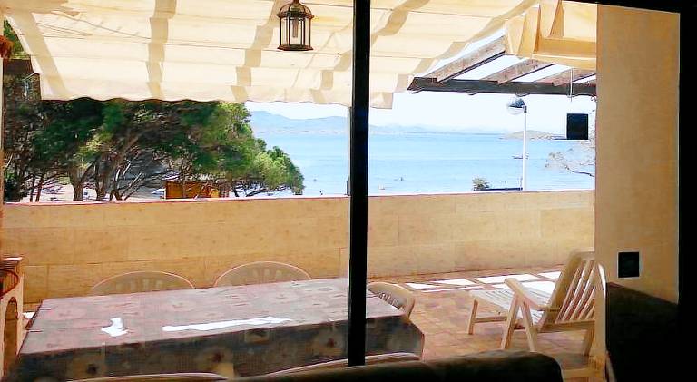 Rental apartment with terrace, yard & barbecue | Beach nearby | Suitable for remote work | Dogs allowed — photo 4