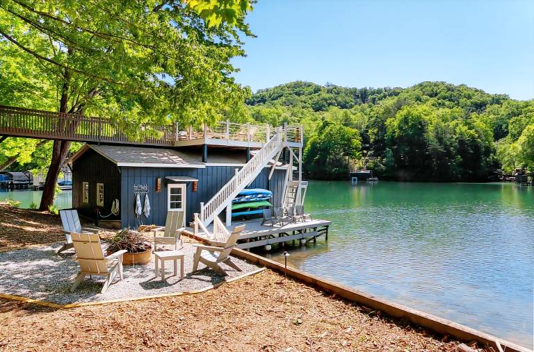 House Lake Lure
