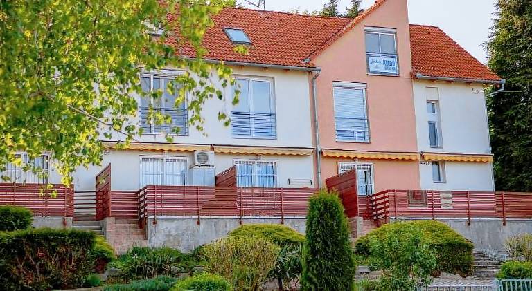 Apartman Magyarhertelend