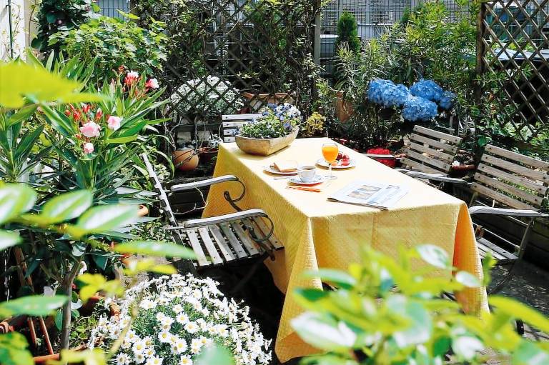 Bed & Breakfast  Ehrenfeld