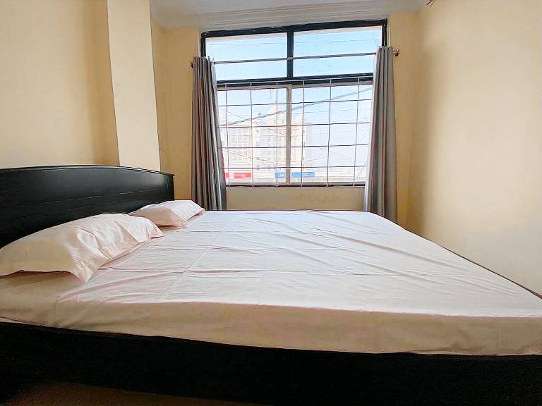 House  Hussain Sagar