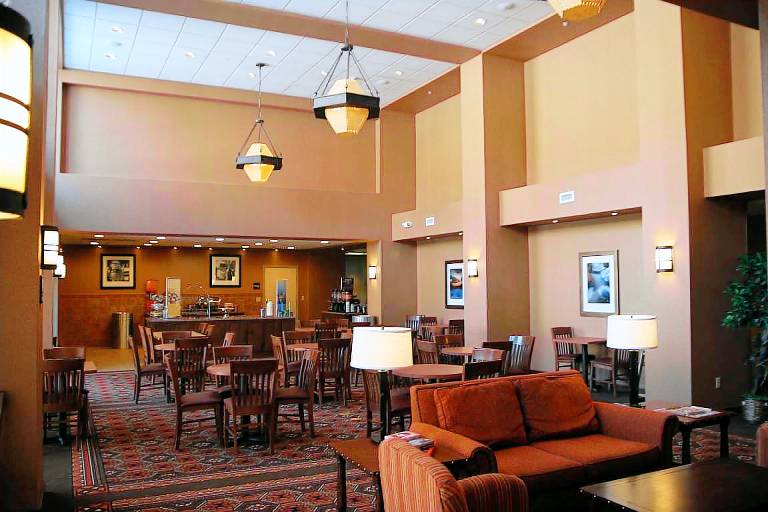 Hampton Inn & Suites Green River — photo 3