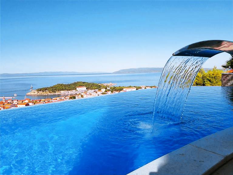 Villa with patio, jacuzzi & private pool | Pool view — photo 5