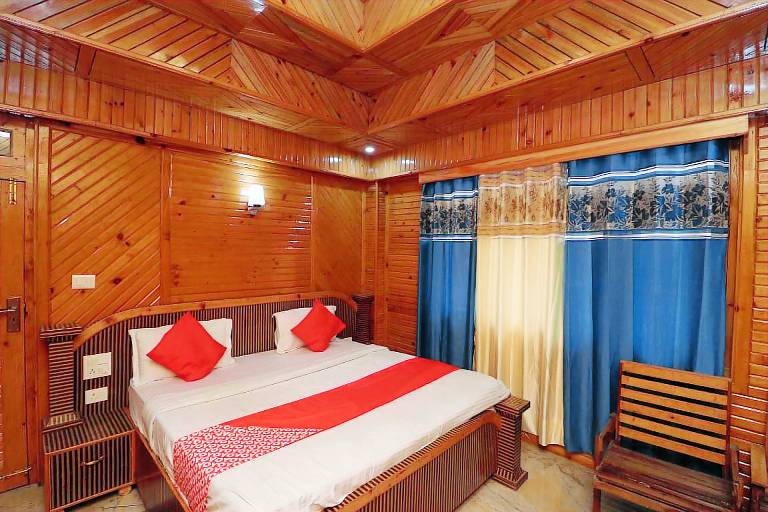 Hotel Uttarayan in Sangla
