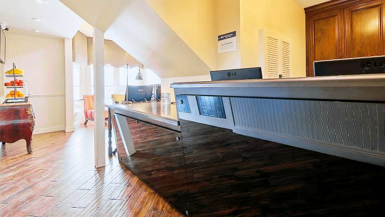 Victorian Inn — photo 5
