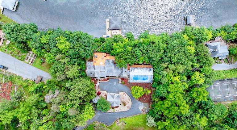 House with pool in Canandaigua, NY