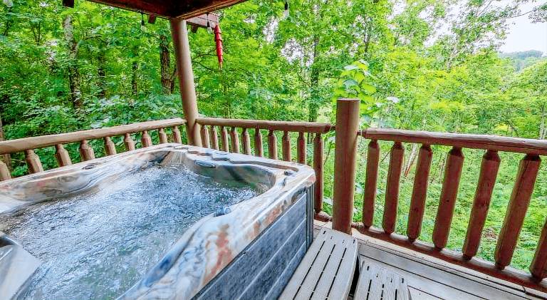Vacation home with hot tub in Sevierville, TN