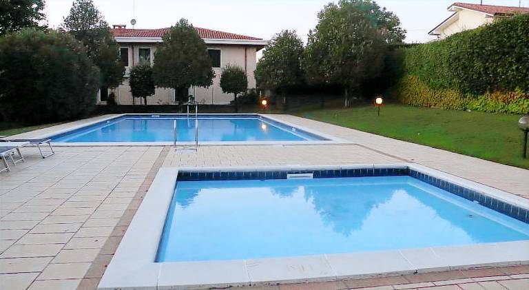 Apartment with pool in Affi