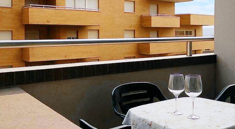 Fully equipped charming apartment with yard, private pool & terrace | Close to the beach | Pet-friendly — photo 4
