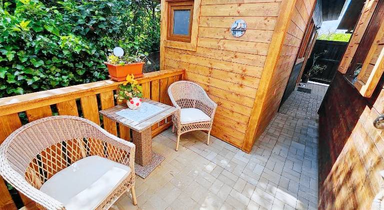 Holiday apartment with patio — photo 4