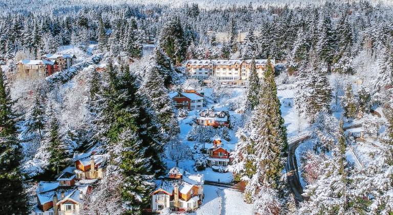 Lodge with pool, sauna & barbecue | Beach nearby | Dogs allowed — photo 4