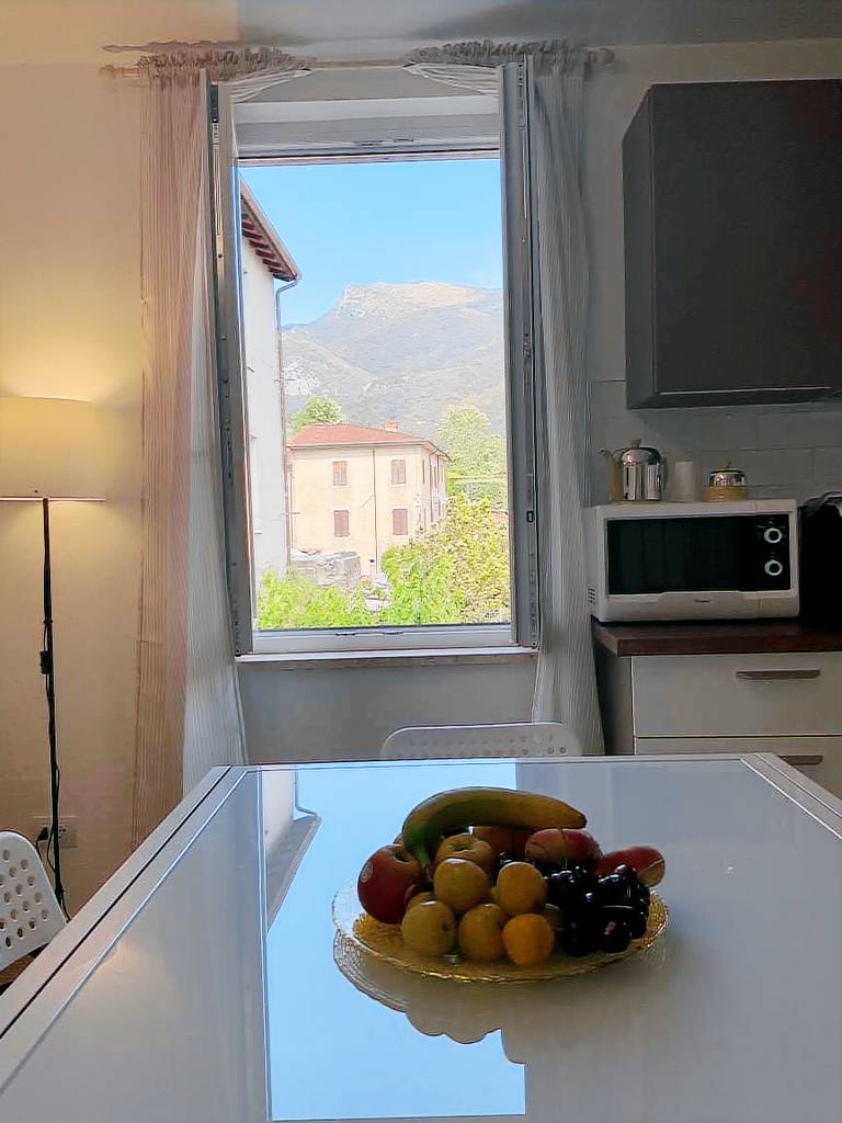 Holiday apartment with terrace & barbecue | Mountain view — photo 2