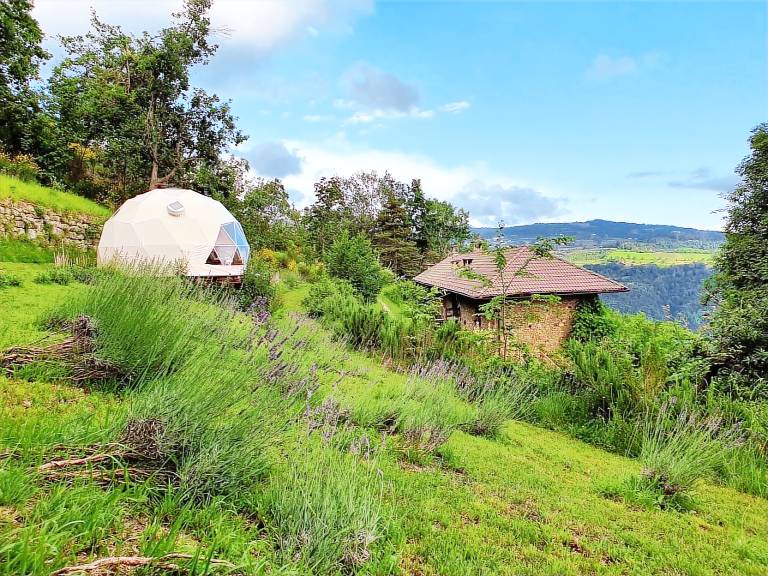 Camping-Unterkunft Gorzegno
