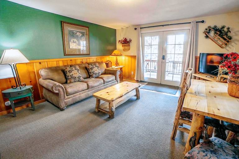 Family-oriented lovely holiday apartment with private pool | Pets allowed — photo 3
