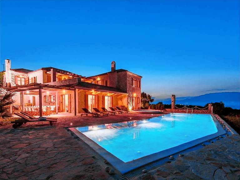 Villa  Elation