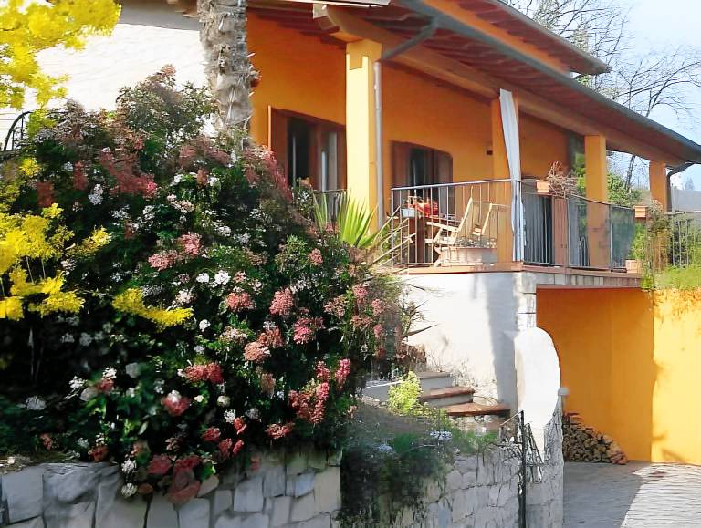 Holiday apartment | Dogs allowed in Gardone Riviera