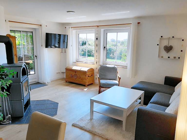     
Ferienwohnung ∙ 6 Gäste ∙ 2 Schlafzimmer
