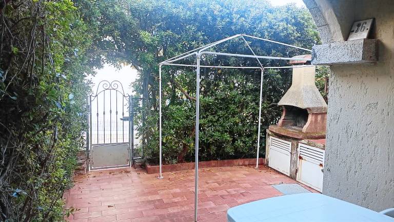 Holiday apartment with garden & barbeque | Mountain view — photo 5
