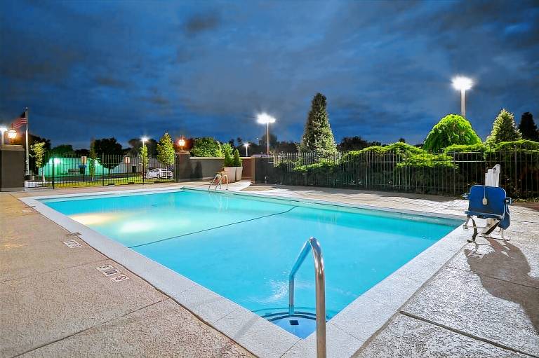 DoubleTree by Hilton St Louis Airport