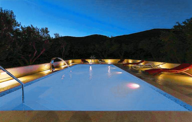 Ferienhaus in Kaštel Štafilić, Trogir für max. 12 Personen Ferienhaus in Kaštel Štafilić, Trogir für max. 12 Personen