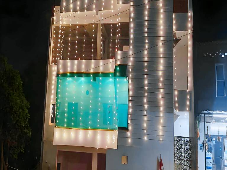 New Relax Inn P Guest House