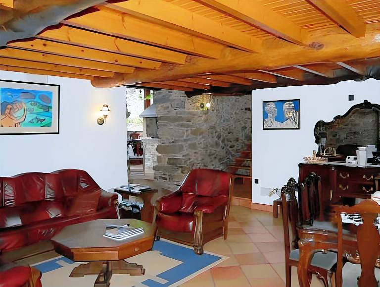 Casa Ortigueira