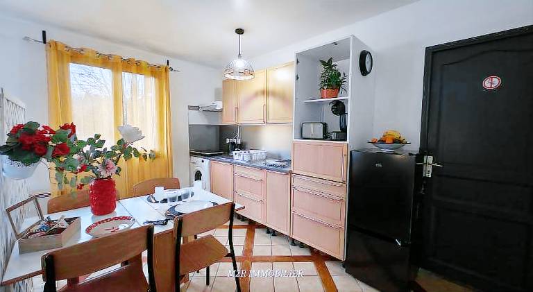 Apartment with garden, BBQ & patio — photo 4