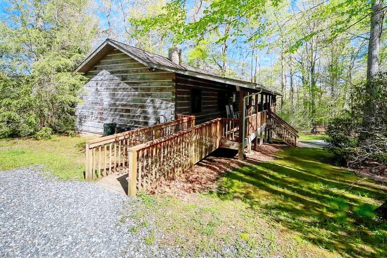 Children-friendly charming cabin with barbecue, hot tub & yard | Suitable for remote work | Dogs allowed — photo 5