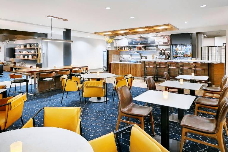 Courtyard by Marriott Edison Woodbridge — photo 4