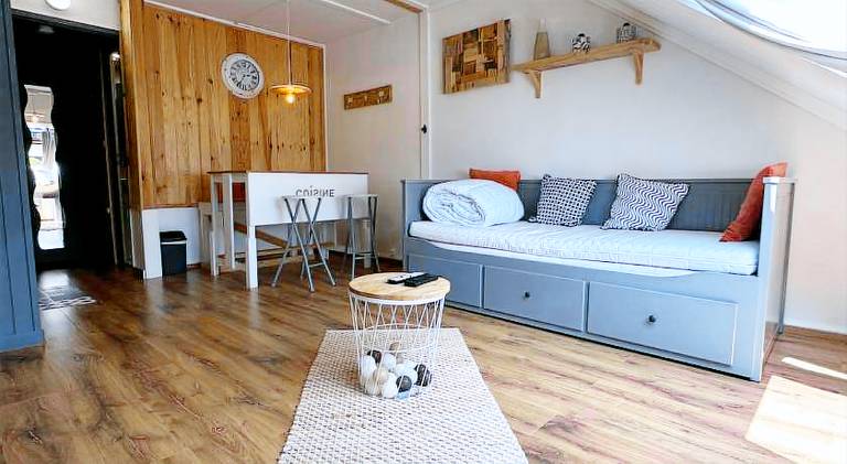 Rental apartment with pool | Ski nearby | Dogs allowed in Pontarlier