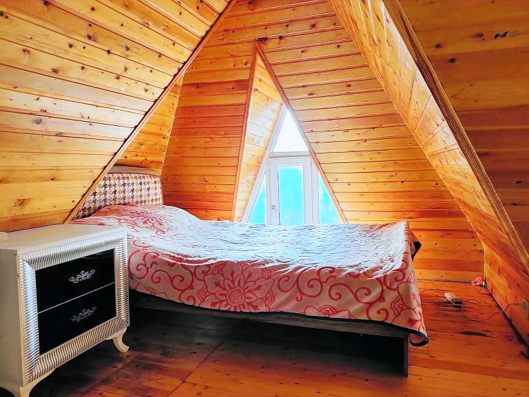 Cabin Bakikhanov